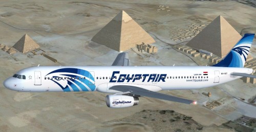 Alejaron la posibilidad de que haya supervivientes la propia aerolínea y los Gobiernos de Egipto y Francia, que ofrecieron sus condolencias a las familias de los pasajeros.